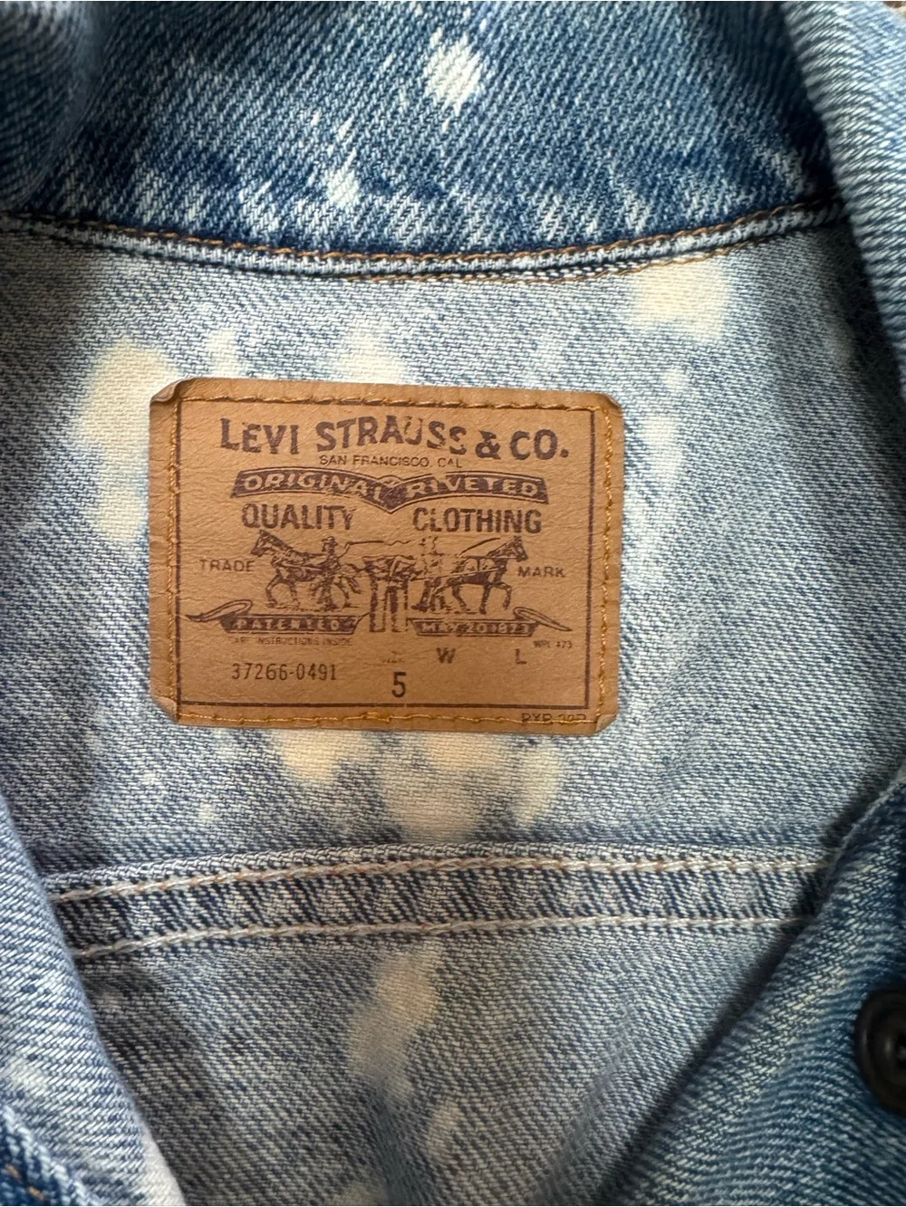 Levi's Light Blue Bleach-Splatter Denim Jacket